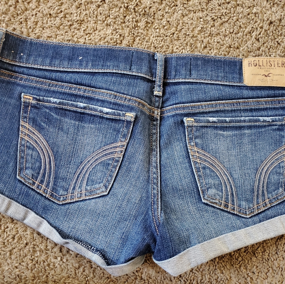 Jean Shorts - Picture 3 of 5
